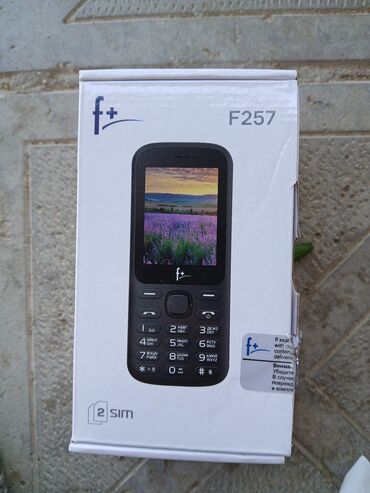 телефон fly 9: F+ brendinin F257 modeli mobil telefonu. Bu cihaz qara rəngdədir və