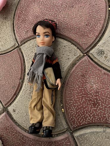 Игрушки: Игровой набор кукол с аксессуарами Состав набора: - Кукла-модель с — 14