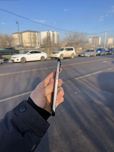 Apple iPhone: IPhone 12, Б/у, 128 ГБ, Черный, Защитное стекло, Чехол, Кабель, 79 % — 7