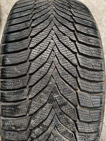 Транспорт: Шины 245 / 40 / R 18, Всесезонная, Б/у, 1 шт, Легковые, Корея, Hankook — 1