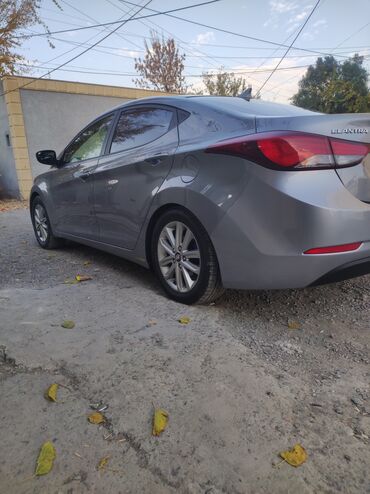 opel vektra b: Hyundai Elantra: 1.8 l | 2014 il Sedan