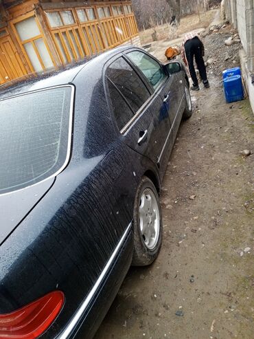 купить форд транзит 2.0 дизель: Mercedes 210. 32. 1996 год.автамат срочно
