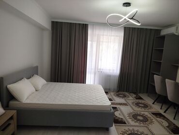 Долгосрочная аренда домов: 280 м², 7 комнат, Забор, огорожен — 16