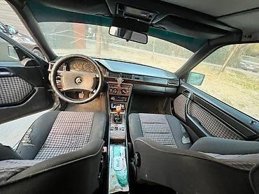 мерседес бенц 240: Mercedes-Benz W124: 1990 г., 2.3 л, Механика, Бензин, Седан — 9