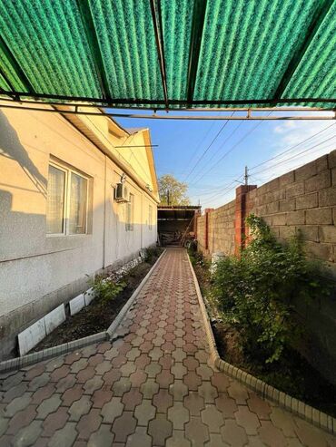 участок сатылат срочно: Дом, 68 м², 3 комнаты, Агентство недвижимости