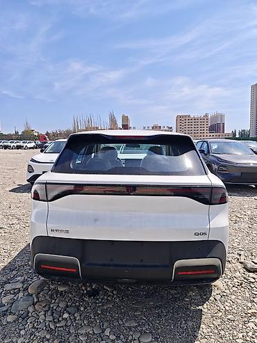 чин ган: Changan Qiyuan Q05: 2026 г., 0.1 л, Электромобиль, Кроссовер — 9