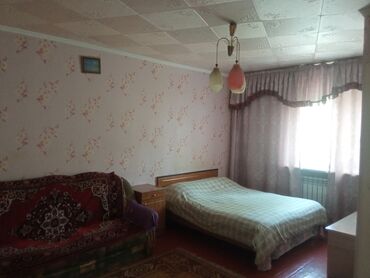 сдаю квартиру посуточно джал: 1 комната, Душевая кабина, Постельное белье, Кондиционер