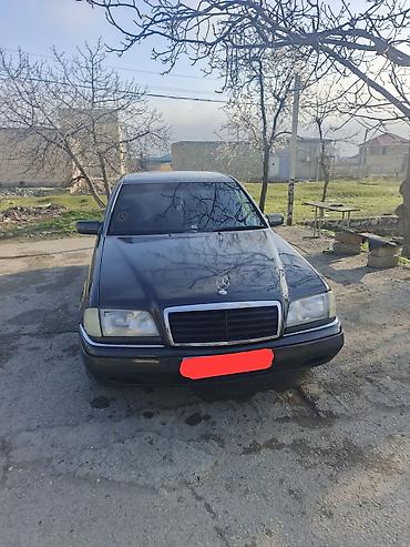 avto 312: Mercedes-Benz C-Class (W202) sedan Xüsusiyyətlər: - Kuzov: 4 qapılı — 2