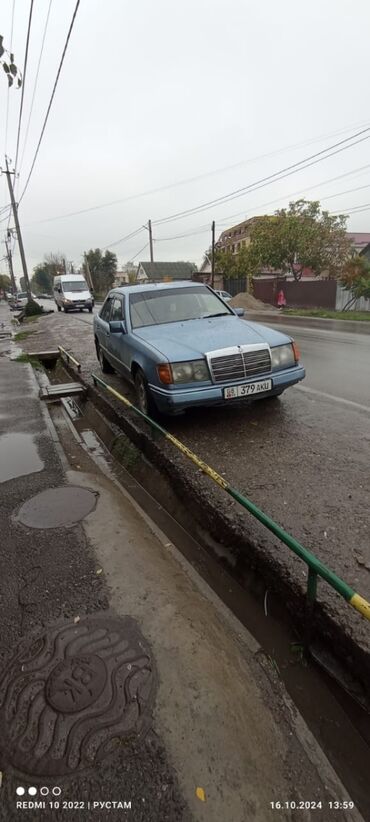 Продажа авто: Mercedes-Benz W124: 1989 г., 3 л, Механика, Дизель, Седан