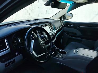 x 5: Toyota Highlander: 2017 г., 3.5 л, Автомат, Бензин, Кроссовер — 4