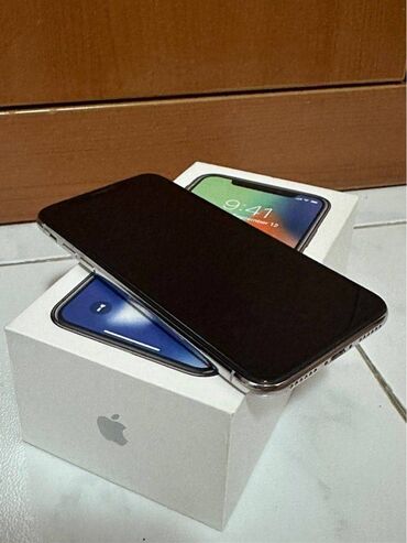 Apple iPhone: IPhone X, 256 GB, Gümüşü, Face ID