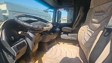 man f2000: Тягач, Mercedes-Benz, 2011 г., Тентованный — 2