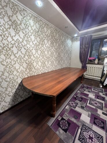 деревянный обеденный стол раздвижной: Зал үчүн үстөл, Колдонулган, Бүктөө эмес