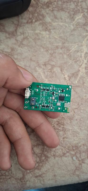 kontakt komputer: Elektron komponentlər dəsti Tərkib: - 3 ədəd mini DC mühərrik (şaft — 7