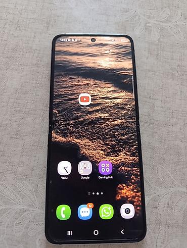 тв 65: Samsung Galaxy Z Flip 5, Б/у, 512 ГБ, цвет - Голубой — 3