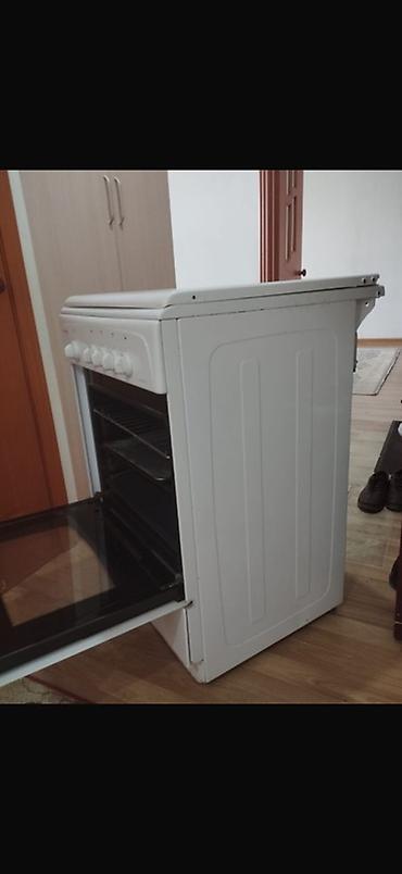 type 1: Газовая плита GOREST (логотип на панели), классическая, белая — 2