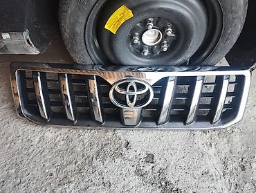 radiator barmaqlığı: Toyota ön radiator barmaqlığı (emblemli) - Modellə uyğunluq: Toyota — 1