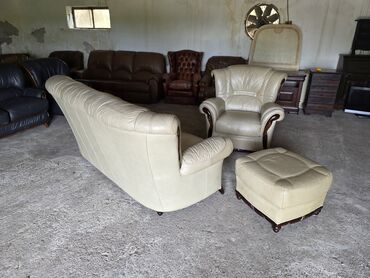 Ostali nameštaj: Elegantna garnitura za sedenje u krem boji, presvučena kožom, sa — 9