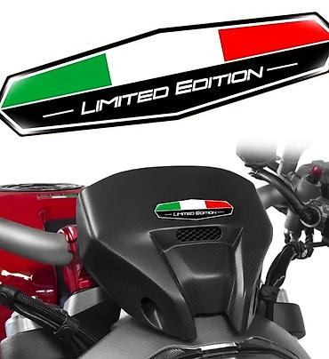 spica ruma: Ukrasni set nalepnica – Italijanska zastava (trikolore) za moto/auto — 3