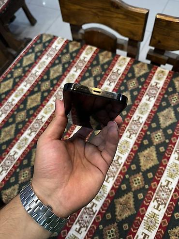 i̇pone 14: IPhone 14 Pro, 256 GB, Jet Black — 4