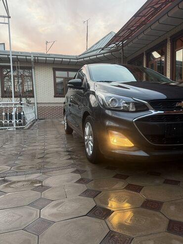 Chevrolet: Chevrolet Spark: 2018 г., 1 л, Вариатор, Бензин, Хэтчбэк — 2
