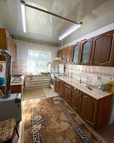 Продажа коттеджей и домов: 🔥СРОЧНО!🏠Продается дом в с. Сокулук 🟡Комнаты: 6 🟡Участок: 8,57соток — 13