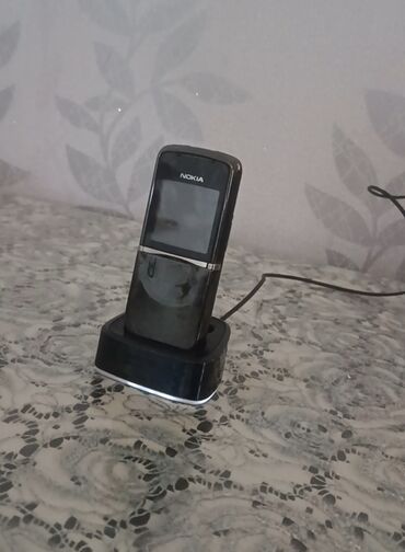 düyməli telefon: Nokia 8000 4G, цвет - Черный, Кнопочный