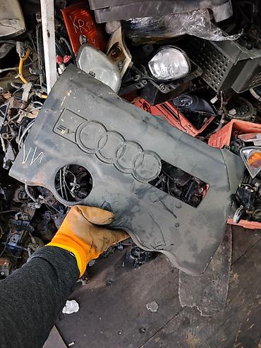 Крышка декоративная двигателя Audi. - Оригинал, Made in Germany -
