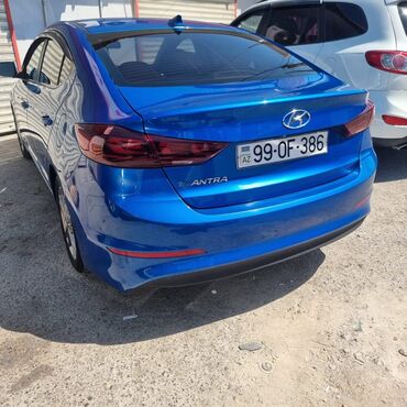 Hyundai: Hyundai Elantra: 1.6 l | 2016 il Sedan