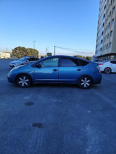 rav 4 2018: Toyota Prius (2-ci nəsil) hibrid hetçbek - Rəng: mavi - Salon: boz — 8