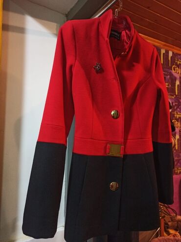 теплые мужские кофты: Qadın üçün iki rəngli jaket - Brend: ARMODİS (etiketdə görünür) - lalafo.az -da теплые мужские кофты: Qadın üçün iki rəngli jaket - Brend: ARMODİS (etiketdə görünür) -
