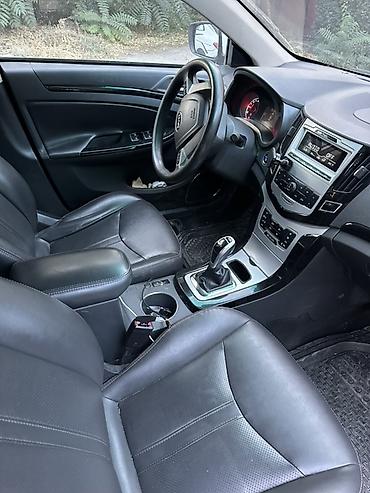 es 2017: BYD E5: 2019 г. — 3