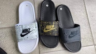 513 oglasa | lalafo.rs: Nike papuce
1800din
41-46