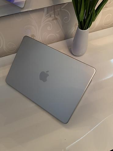 macbook m2: İşlənmiş Apple MacBook, 13.1 ", 256 GB, Ünvandan götürmə, Ödənişli çatdırılma — 2