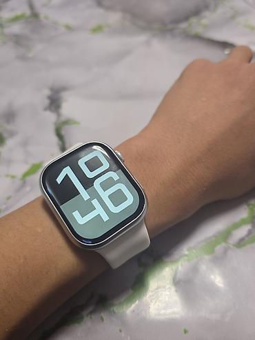 amazfit бишкек: Смарт-часы с большим прямоугольным экраном и белым силиконовым — 1