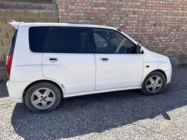 mitsubishi p: Mitsubishi Dingo: 1998 г., 1.5 л, Автомат, Бензин, Седан