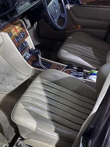 385 55: Mercedes-Benz W124: 1993 г., 2.2 л, Автомат, Бензин, Седан — 4