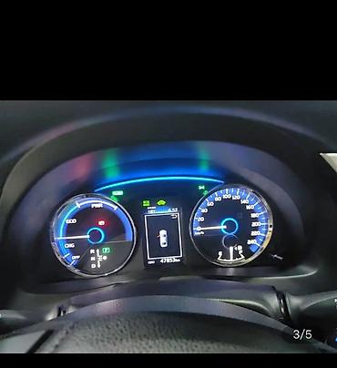 Toyota: Toyota Corolla: 2020 г., 1.8 л, Вариатор, Гибрид, Седан — 10