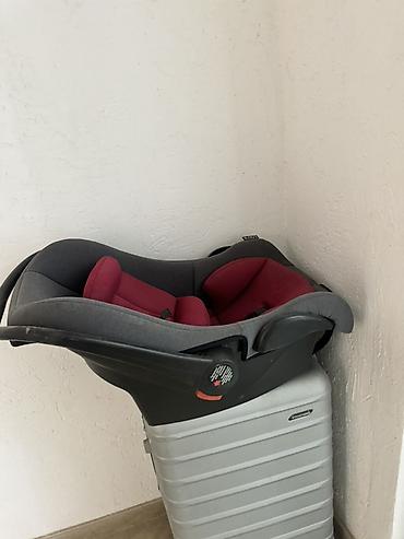 Автокресла: Детское автокресло-переноска (группа 0+/i-Size). - Установка: против — 1