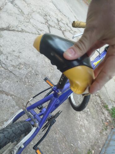 Dečiji bicikli: Decija bicikla za decu deciji bicikl bajs. Okrece pedale,kocnice su ok na lalafo.rs — 9 Dečiji bicikli: Decija bicikla za decu deciji bicikl bajs. Okrece pedale,kocnice su ok — 9