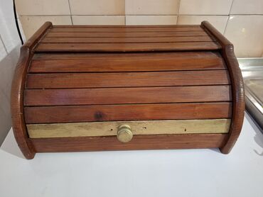 presvlake za tabure: Kutija za hleb pravo drvo polovna uplata pre slanja ili lično