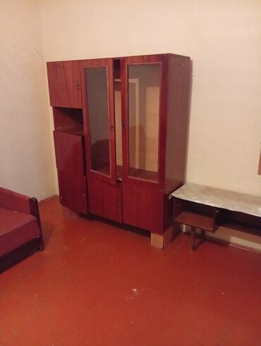 Uzunmüddətli kirayə evlər: 25 kv. m, 1 otaqlı, İnternet, Telefon, Qaz — 10