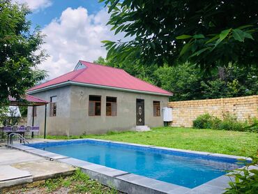 Günlük kirayə evlər: 100 kv. m, 3 otaqlı, İnternet, Telefon, Qaz — 2