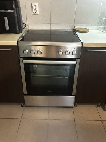aparat za pečenje paprike: Gorenje Samostojeći električni šporet sa keramičkom pločom za kuvanje