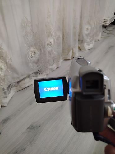 minidv videokamera: Canon MV800 MiniDV video kamera (PAL) Xüsusiyyətlər: - Format: MiniDV — 2