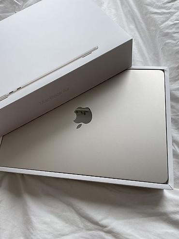 Ноутбуки Apple (MacBook): MacBook M2 2022г 
В комплекте коробка и зарядка 
АКБ 90% — 1