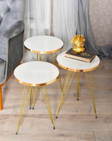 komplet spavace sobe cena: 08. ✨ Set Stočića “Gold” 3/1 Cena: 5500 RSD Unesite luksuznu notu u