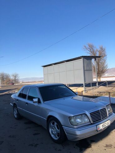 мерс е430: Mercedes-Benz W124: 1993 г., 2.2 л, Механика, Бензин, Седан