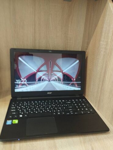 Acer: Acer 15.6 ", Intel Core i7, 256 GB