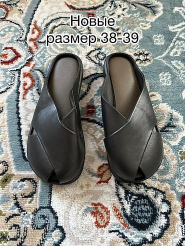 Вечерние платья: ВСЁ ЗА 5000 сом
Платье на кыз узатуу одевала только 1раз размер С-М — 8